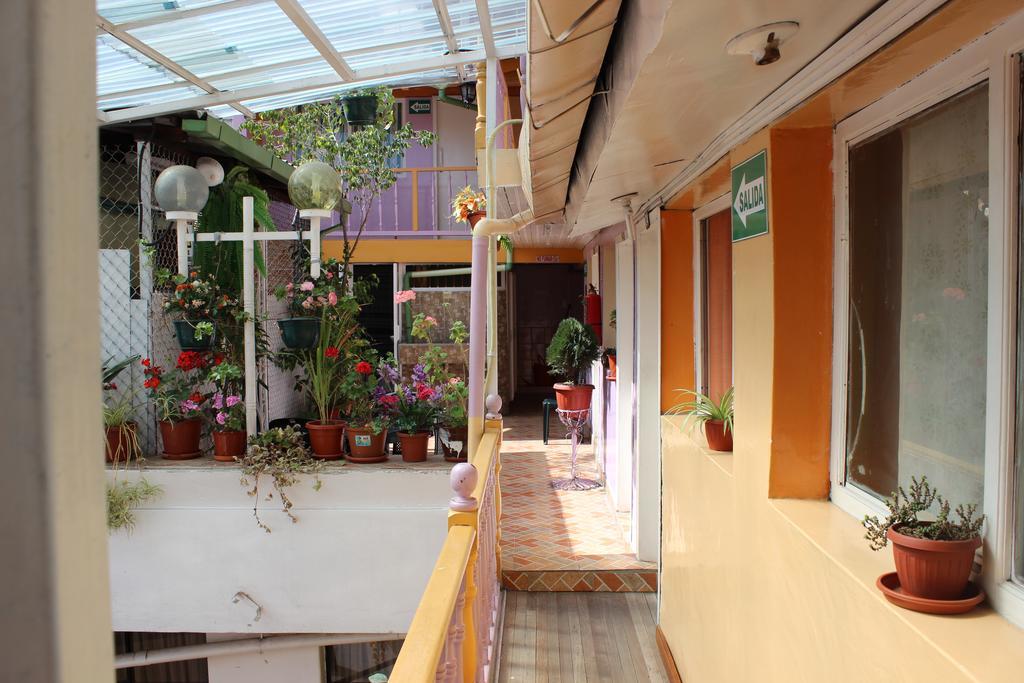 Hostal Yumbo Imperial กีโต ภายนอก รูปภาพ