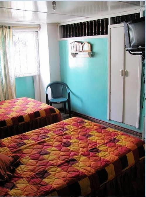 Hostal Yumbo Imperial กีโต ภายนอก รูปภาพ
